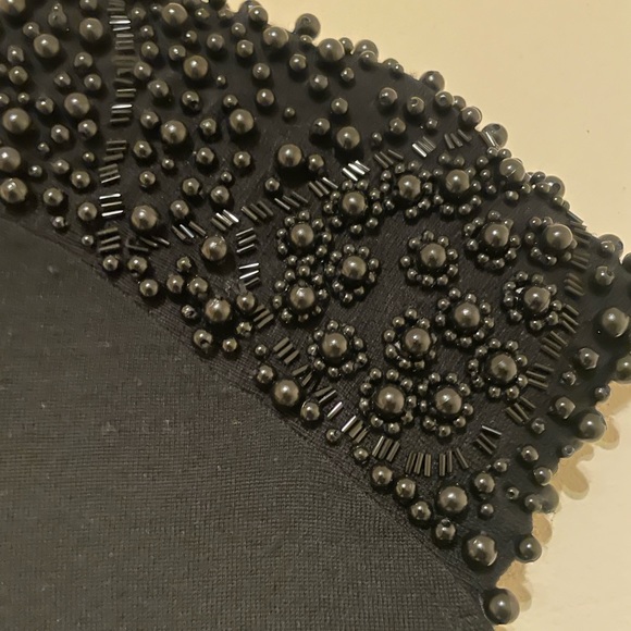 BCBG MAXAZRIA Black Sleeveless Top with beads and 100% Merino Wool - Picture 3 of 5